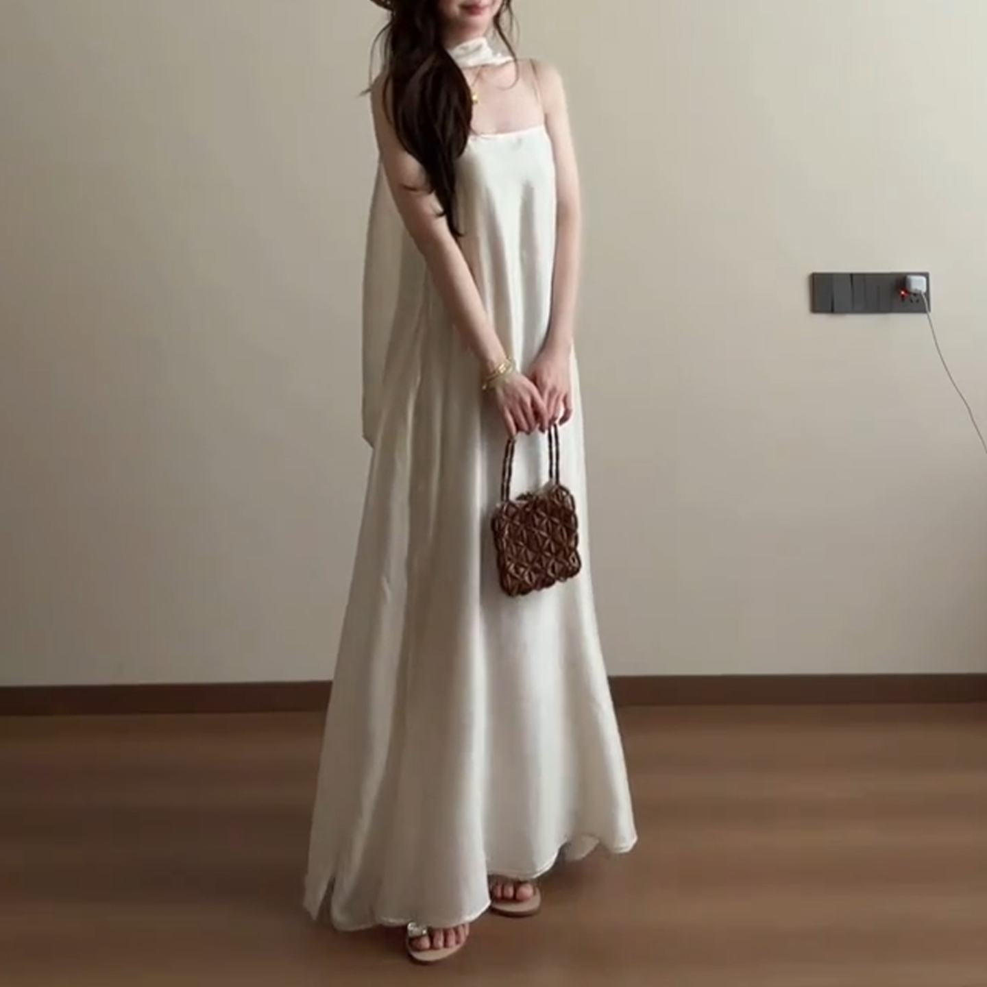 Novo Vestido Maxi Branco Vinta - Vintage Fashion Tiktok avaliação e preço