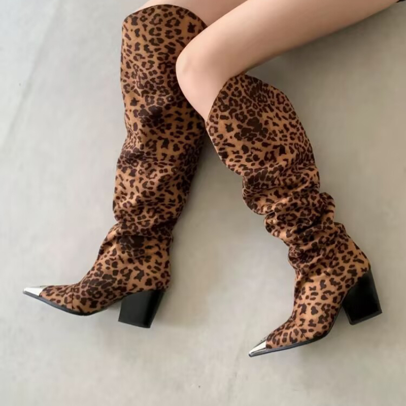 Botas de cano alto com estampa - Vintage Fashion Y2K avaliação e preço